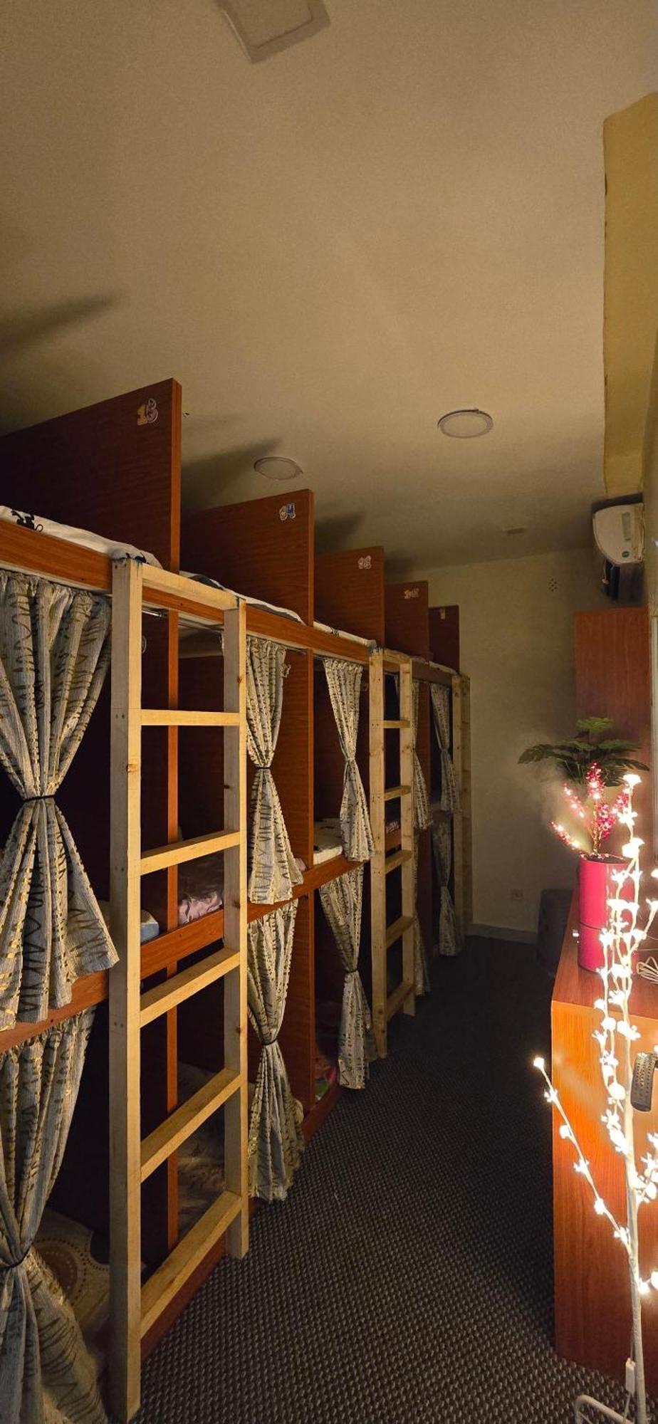 Bed and Breakfast Alharaki Capsule Dubaj Zewnętrze zdjęcie