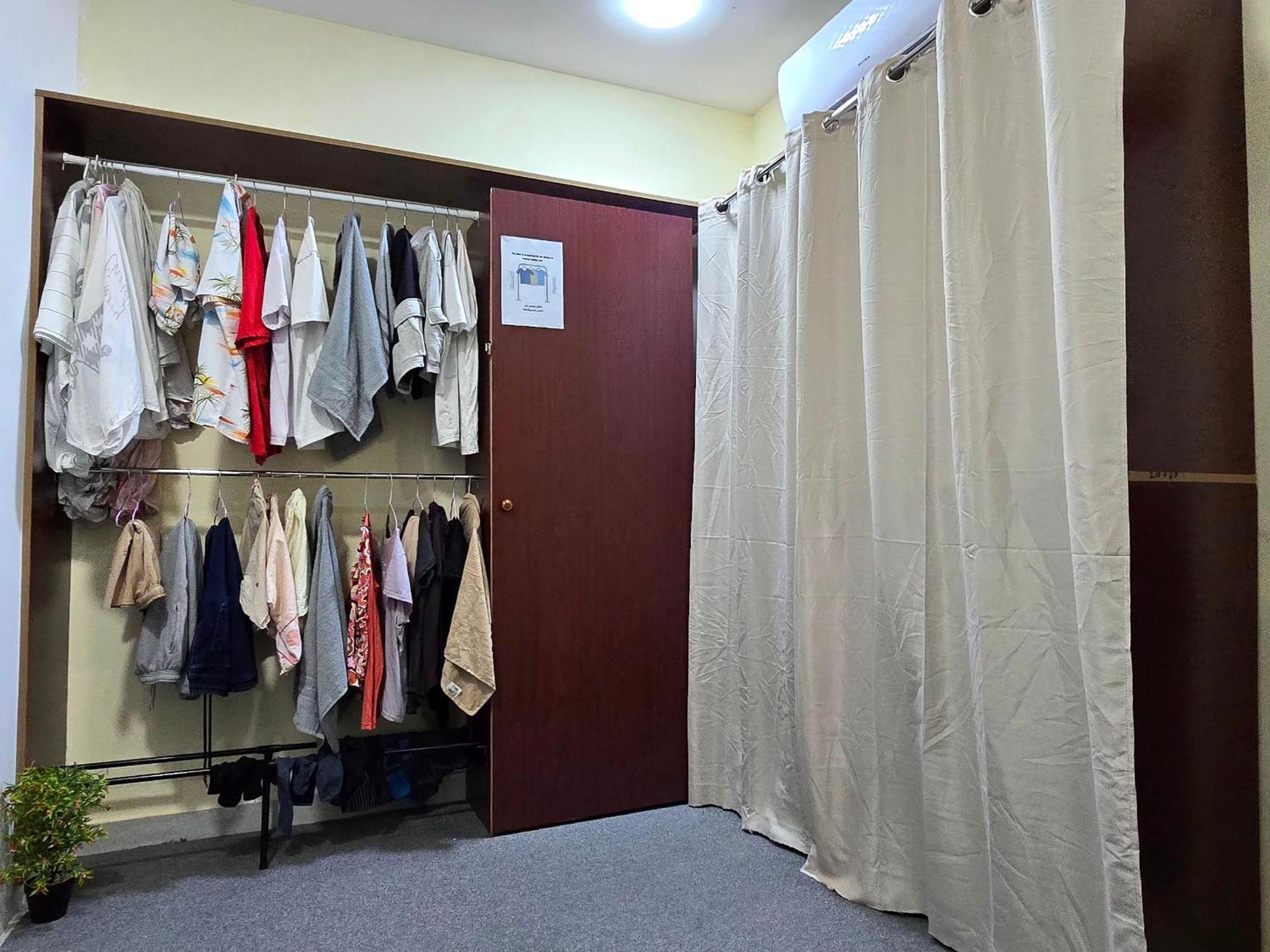 Bed and Breakfast Alharaki Capsule Dubaj Zewnętrze zdjęcie